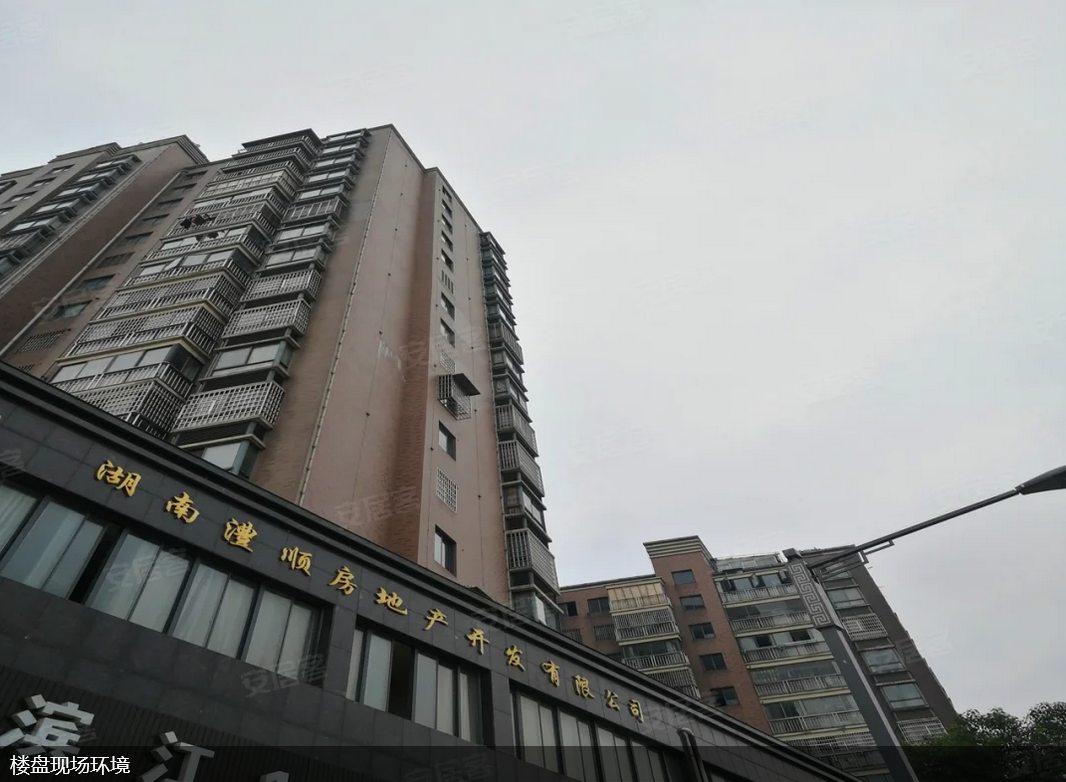 常德市澧县滨江花园定制3KW全自动恒压供水设备一套