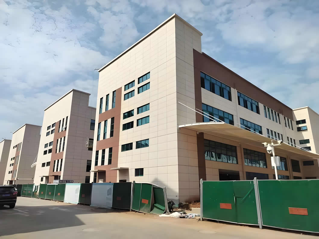 岳阳市湘阴县佳海食品产业园定制16*8*2不锈钢生活水箱+成套恒压供水设备一套